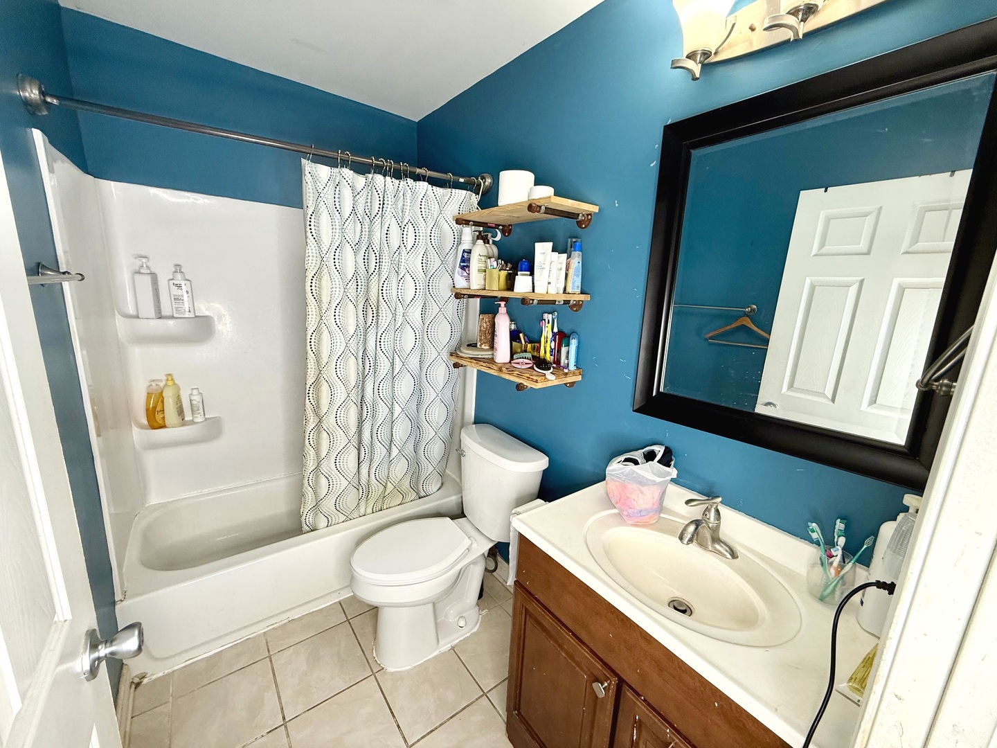 30w105 Maplewood Drive, Warrenville, IL 60555