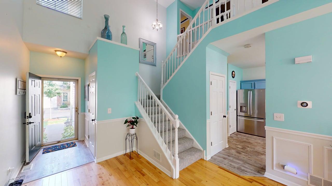 82 SOUTHWICKE Drive #D, Streamwood, IL 60107