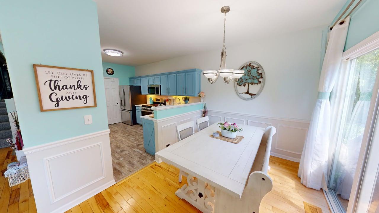 82 SOUTHWICKE Drive #D, Streamwood, IL 60107