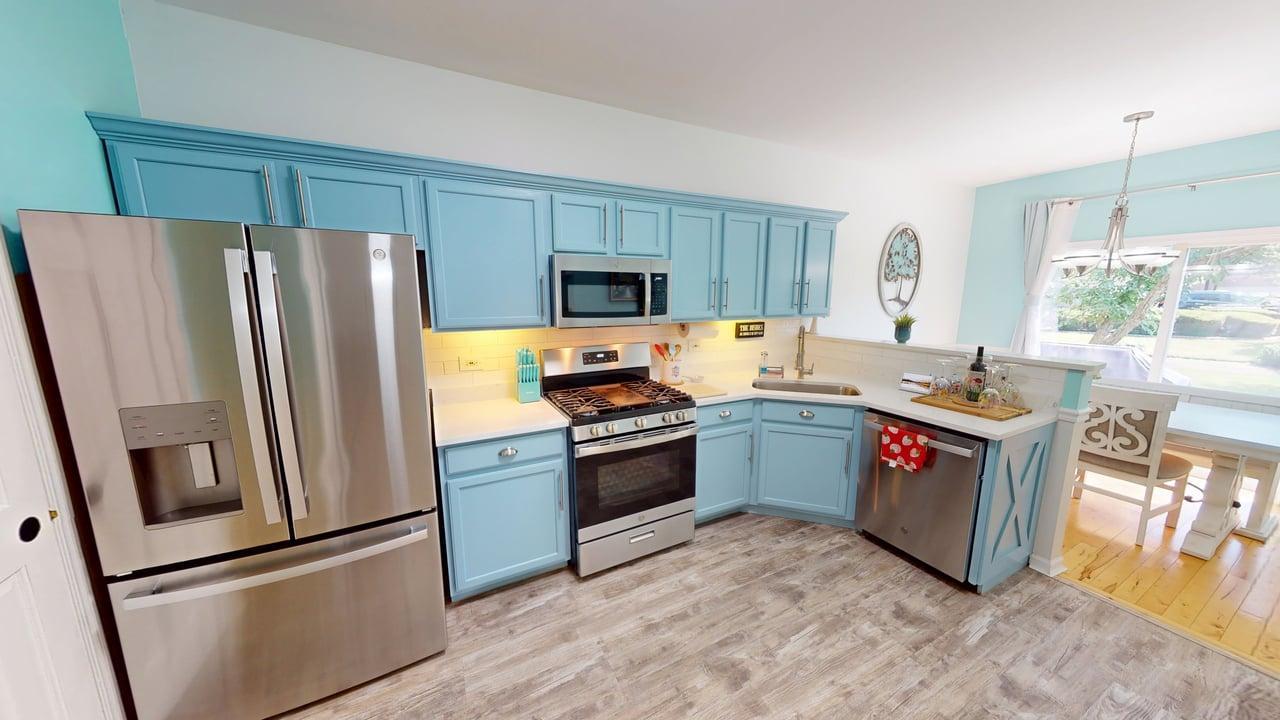 82 SOUTHWICKE Drive #D, Streamwood, IL 60107