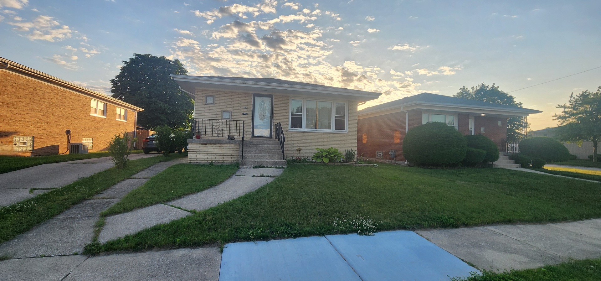 638 Hoxie Avenue, Calumet City, IL 60409