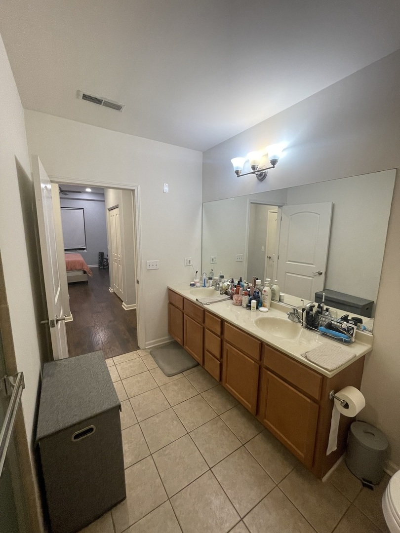 3630 N Harlem Avenue #407, Chicago, IL 60634