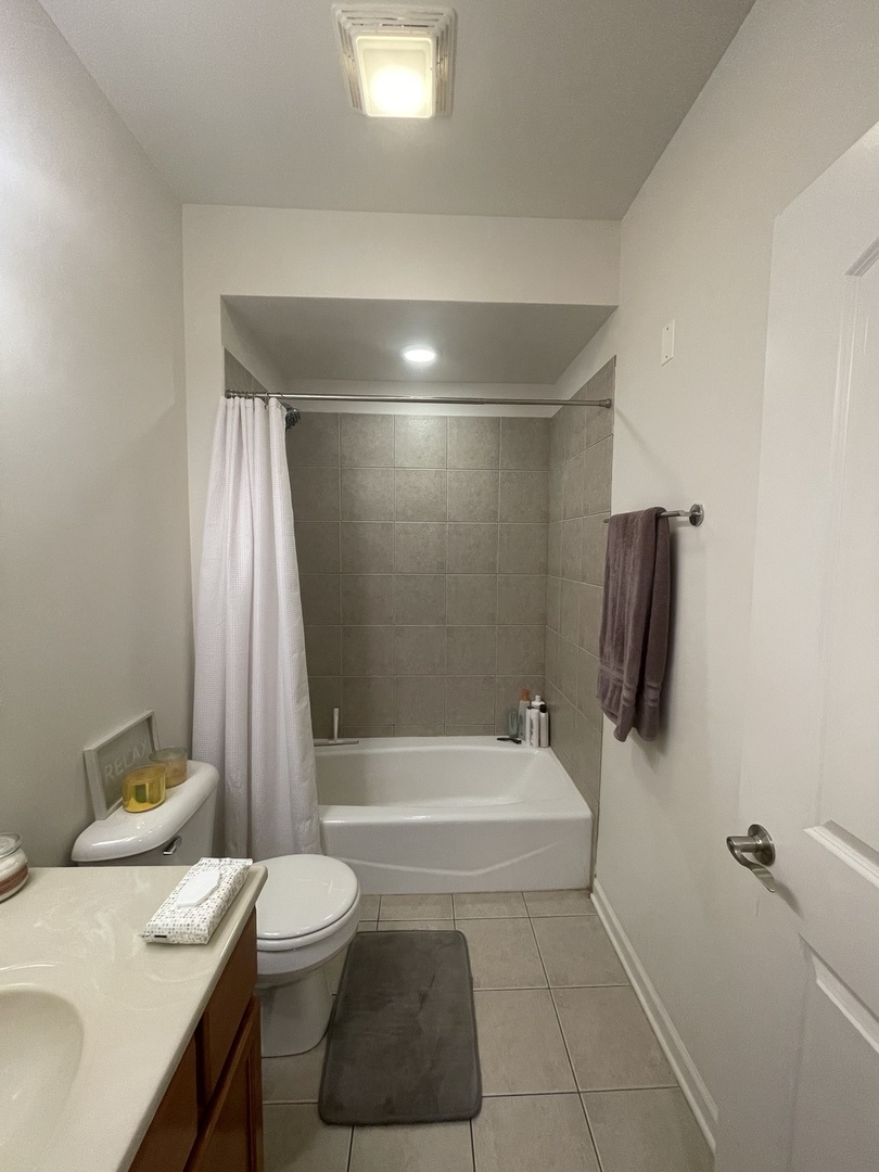 3630 N Harlem Avenue #407, Chicago, IL 60634