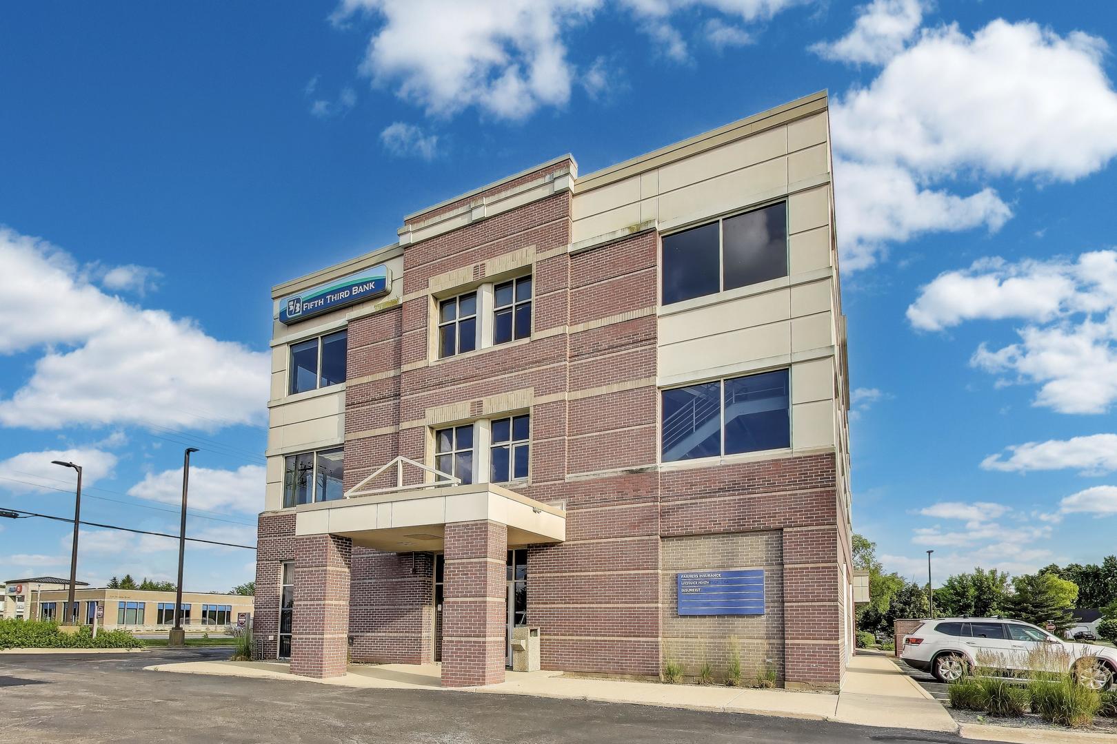 1 E Merchants Drive #208, Oswego, IL 60543