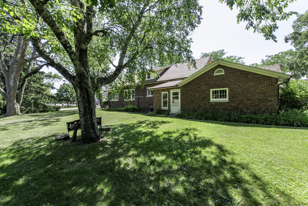 1128 Shiloh Boulevard, Zion, IL 60099