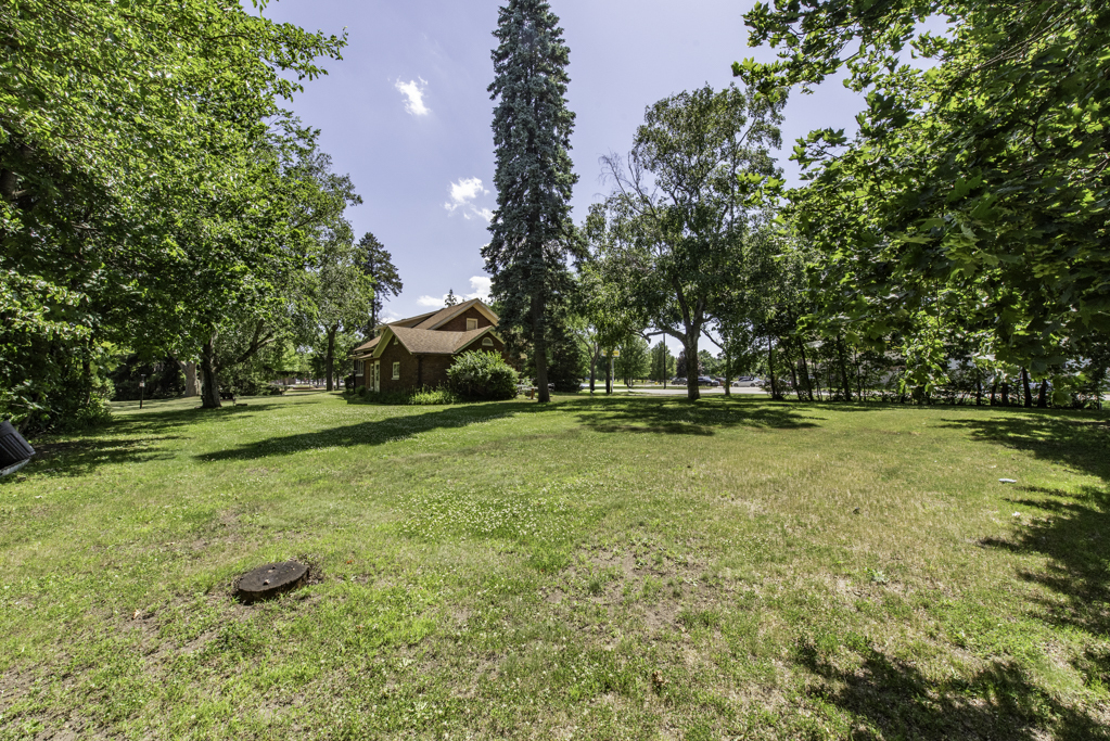 1128 Shiloh Boulevard, Zion, IL 60099