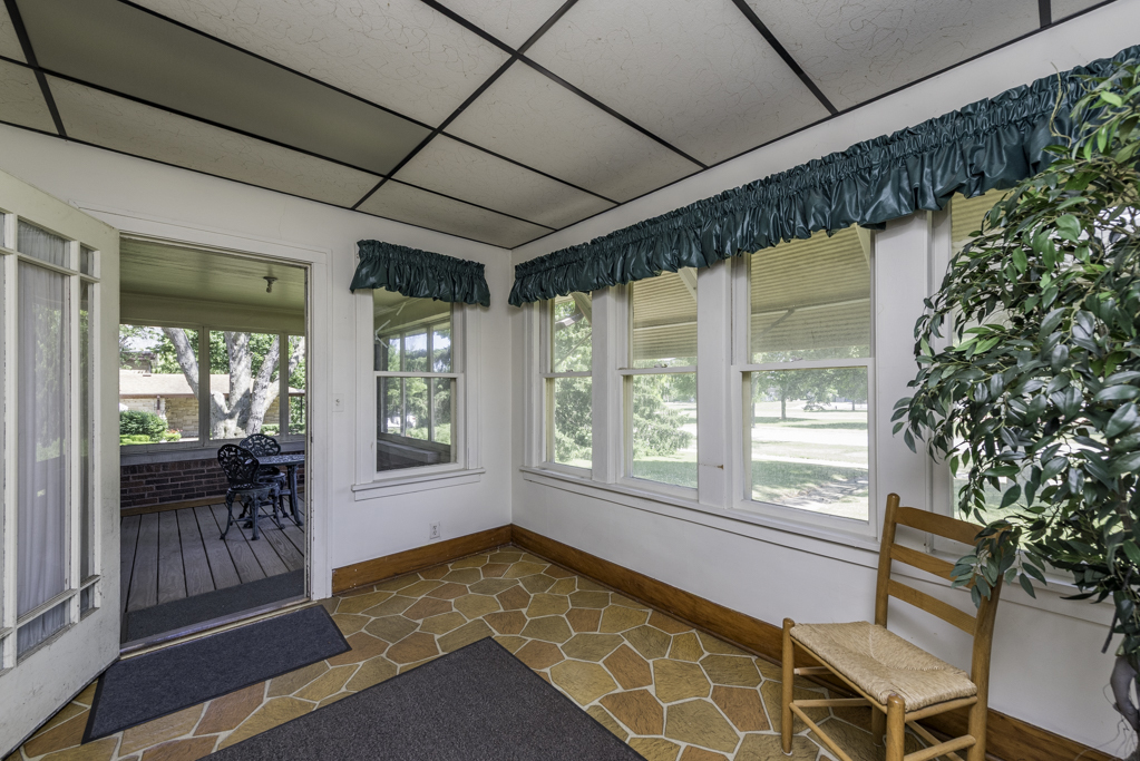 1128 Shiloh Boulevard, Zion, IL 60099