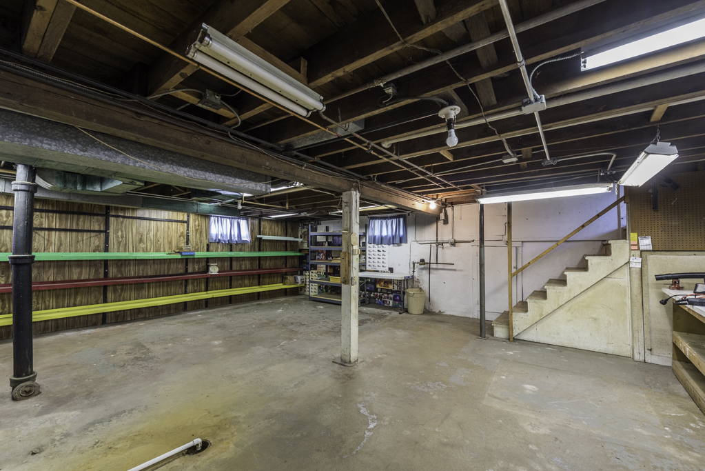 1128 Shiloh Boulevard, Zion, IL 60099