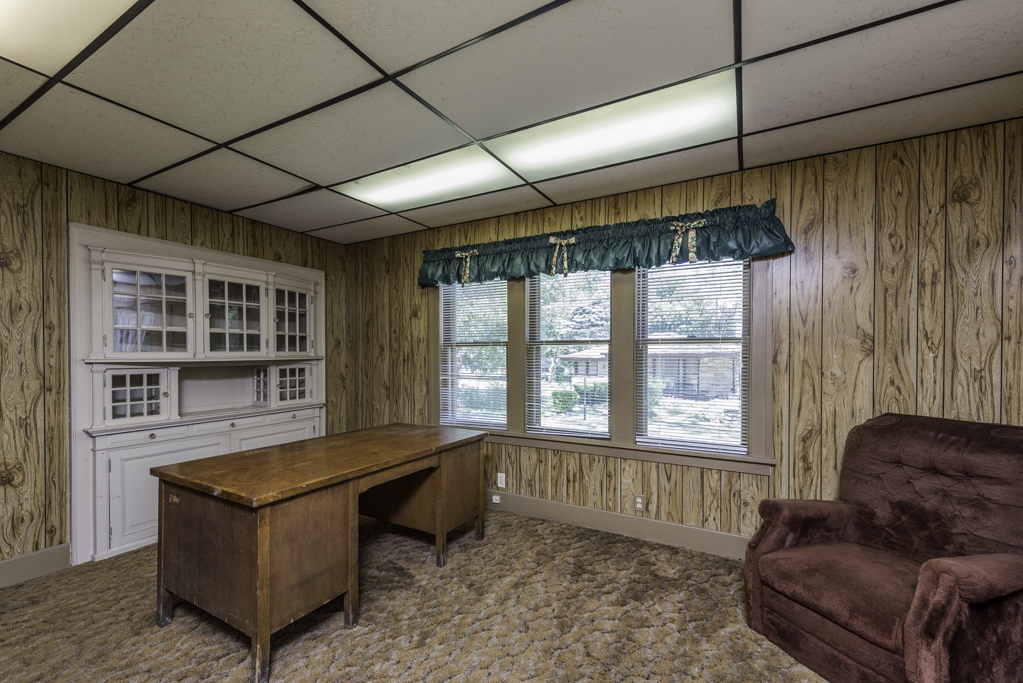 1128 Shiloh Boulevard, Zion, IL 60099
