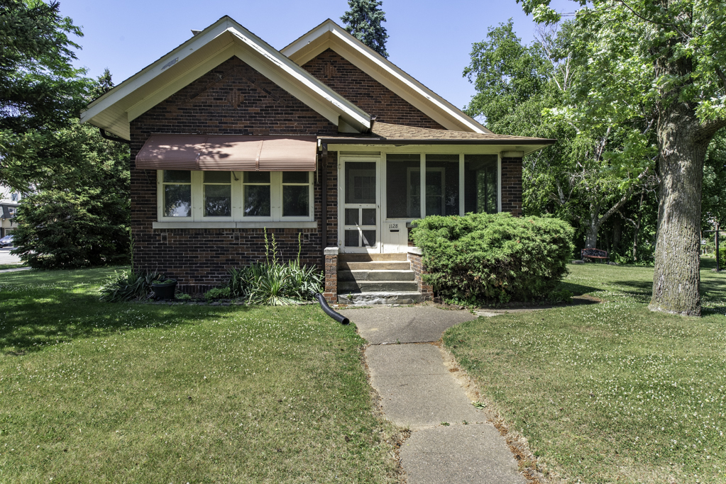 1128 Shiloh Boulevard, Zion, IL 60099