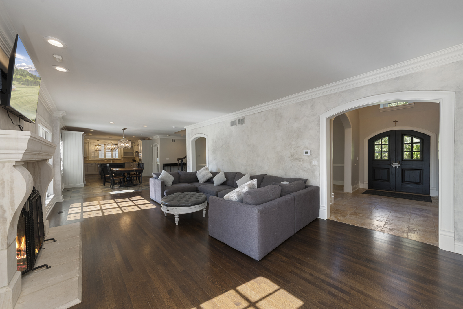 4006 Royal Fox Drive, St. Charles, IL 60174