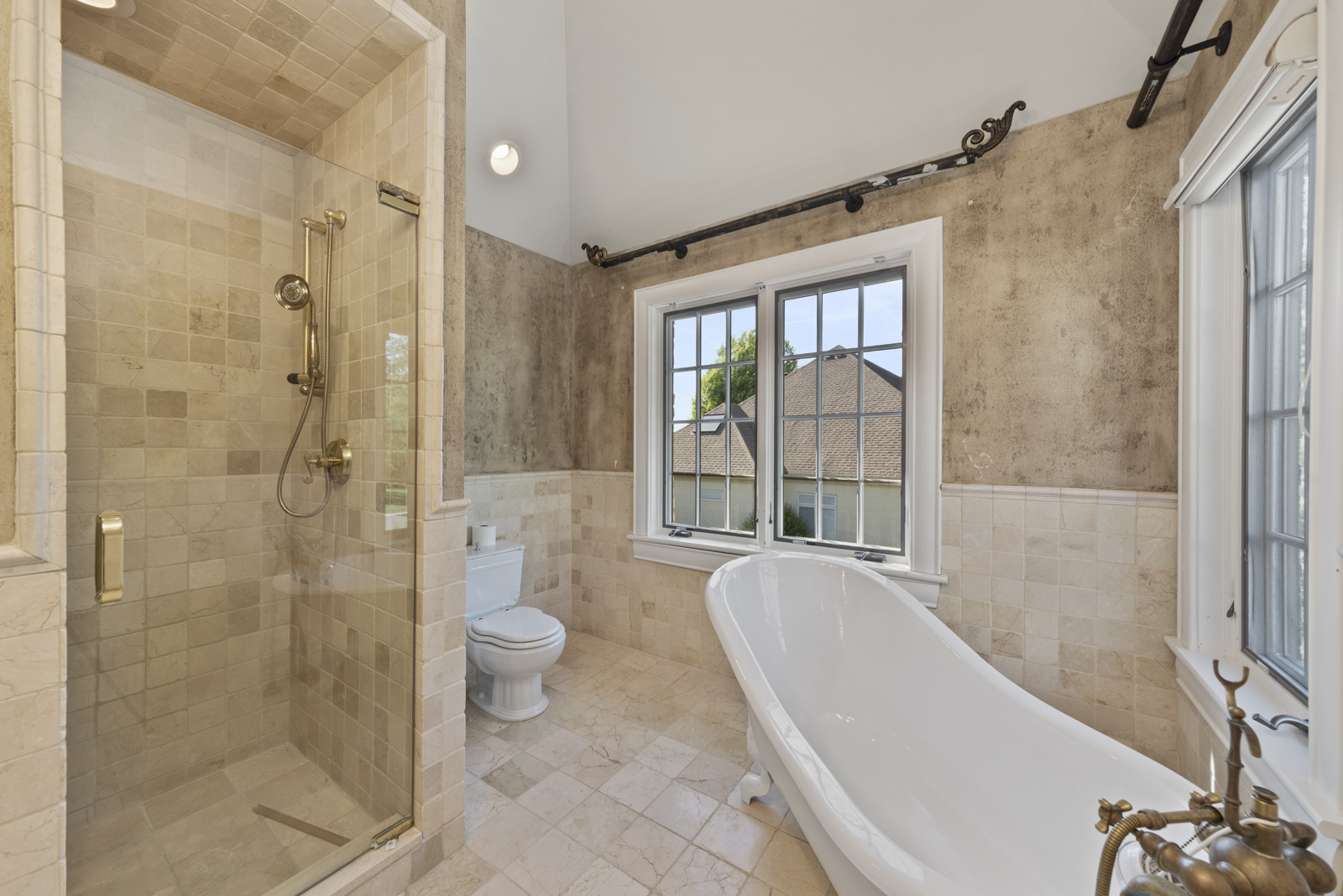 4006 Royal Fox Drive, St. Charles, IL 60174