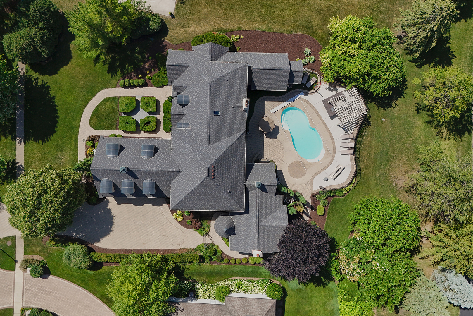 4006 Royal Fox Drive, St. Charles, IL 60174