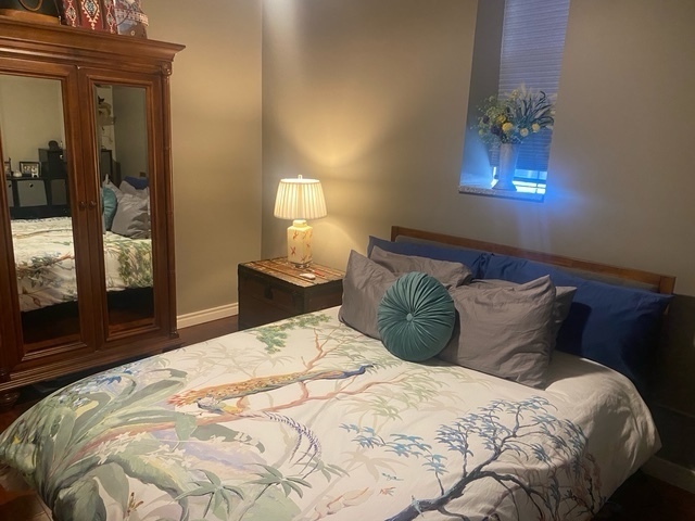 212 N Center Street #205, Bloomington, IL 61701