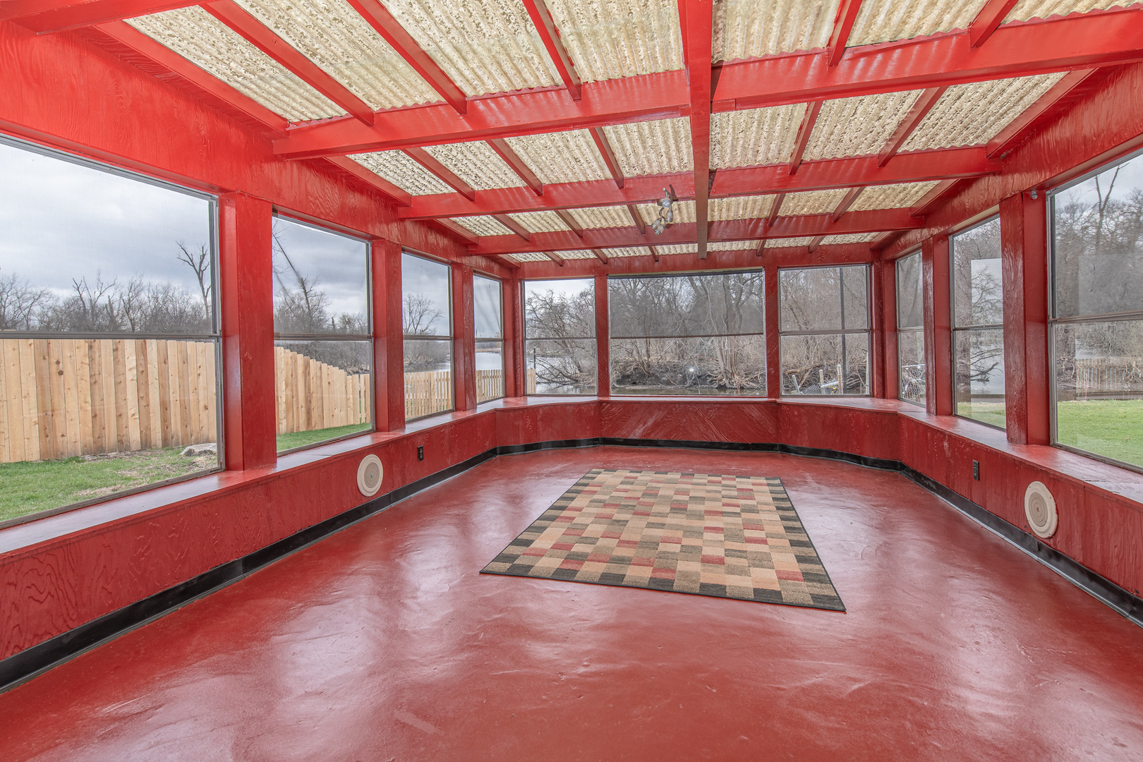 27517 W Ashland Avenue, Spring Grove, IL 60081