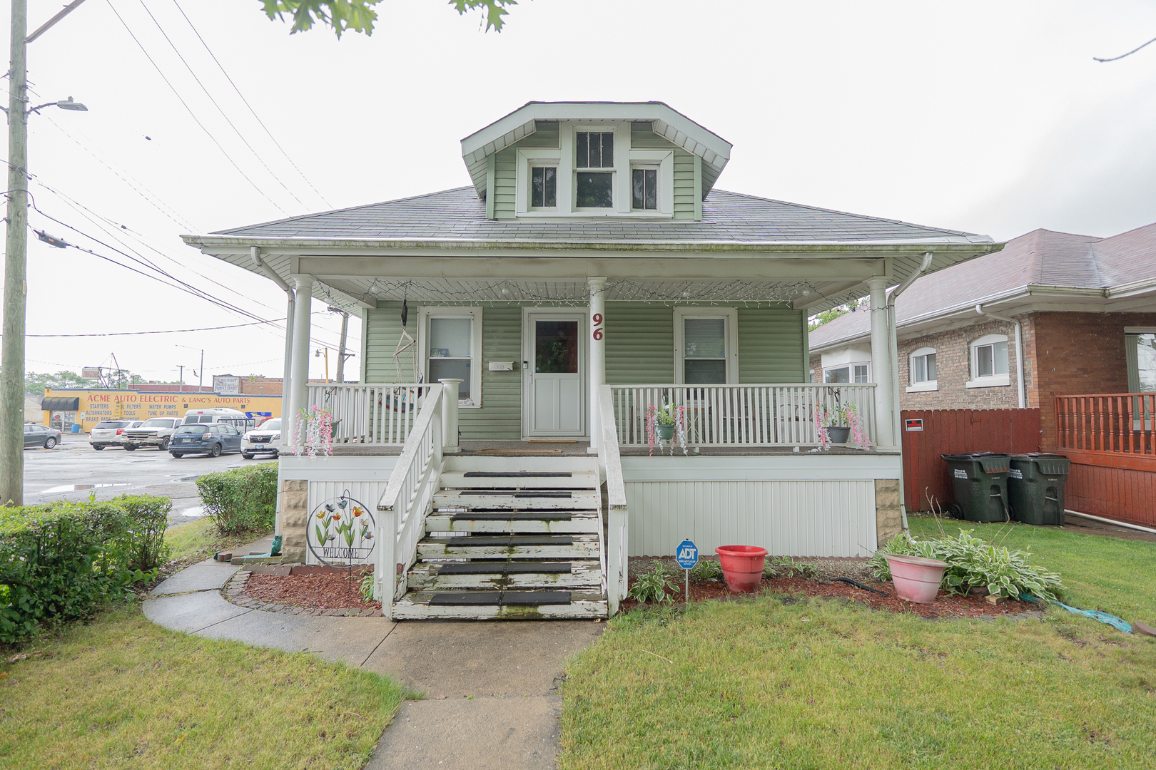 96 Interocean Avenue, South Chicago Heights, IL 60411