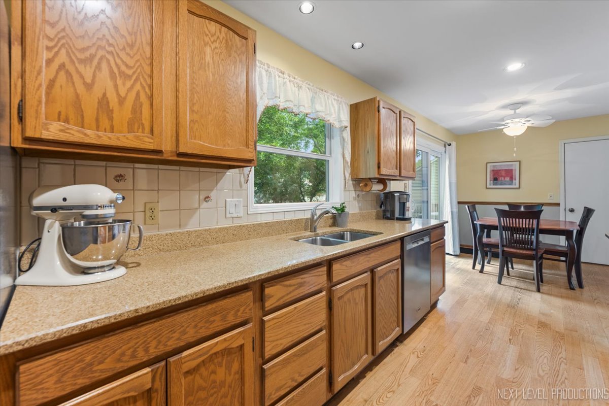 133 Autumn Rdg Drive, Montgomery, IL 60538