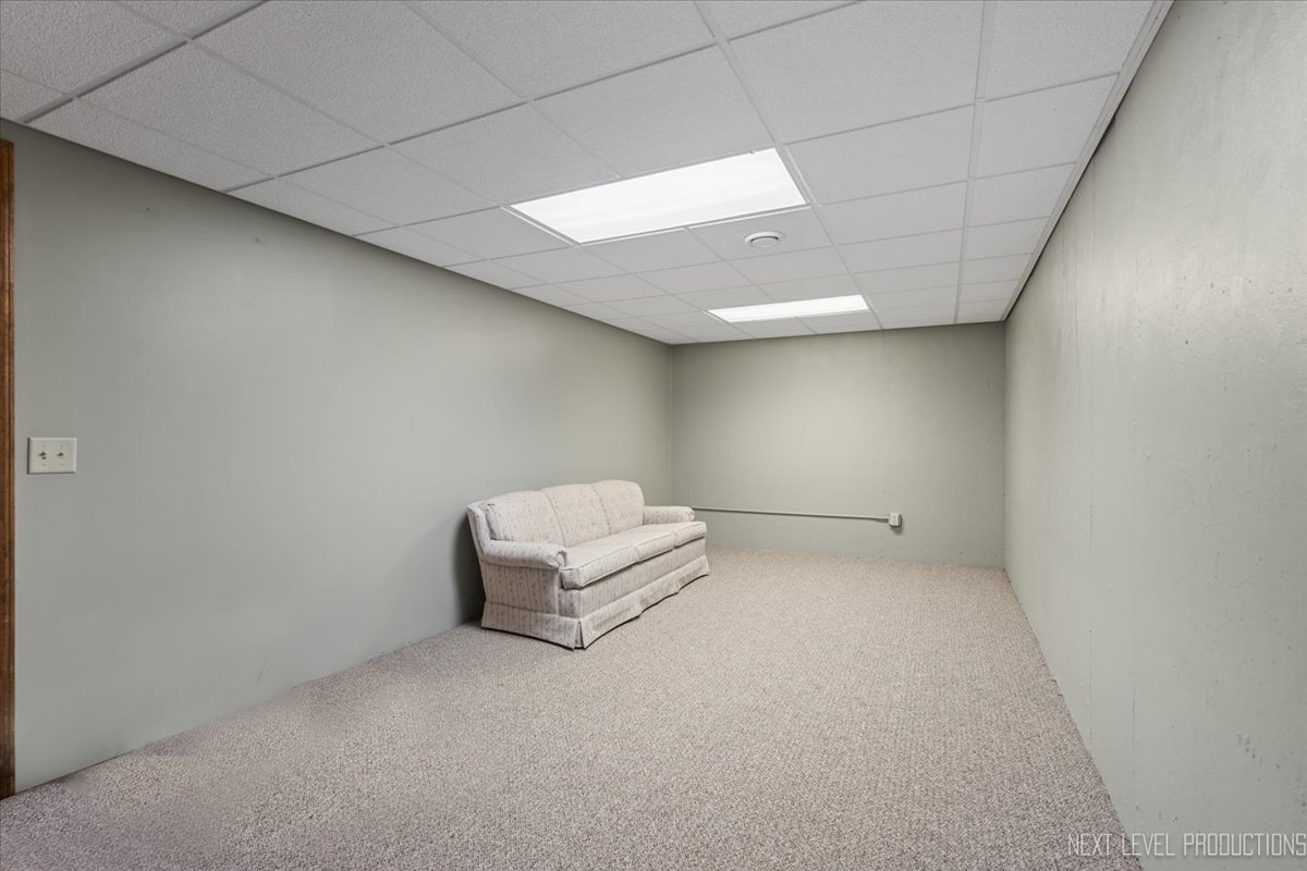 133 Autumn Rdg Drive, Montgomery, IL 60538