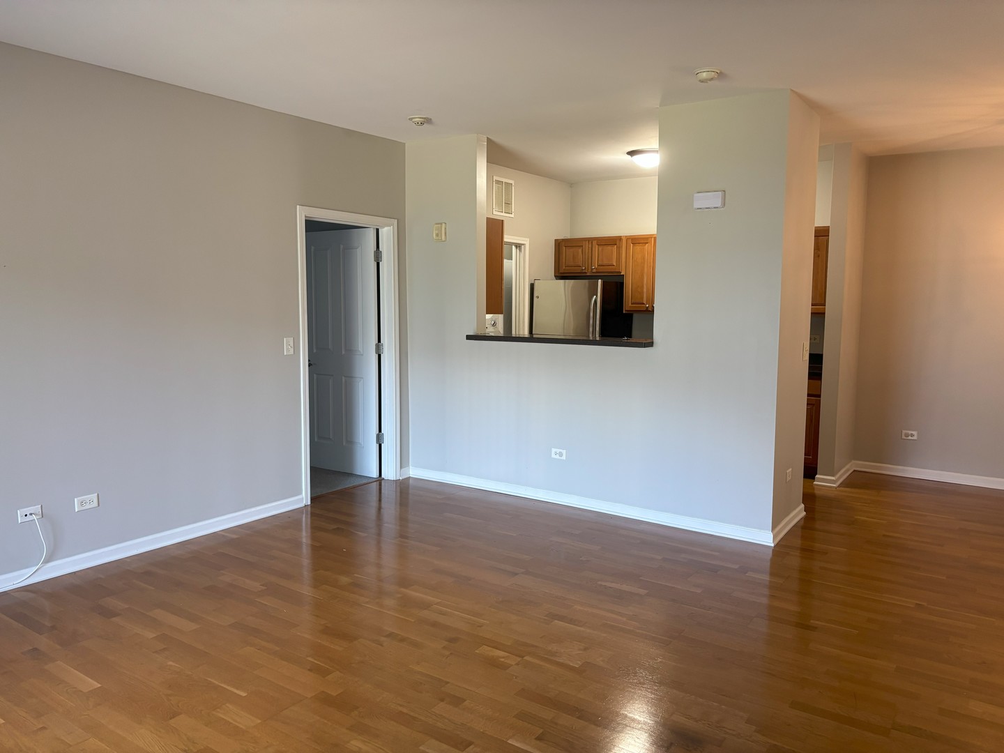 512 Pineridge Drive #512, Oswego, IL 60503