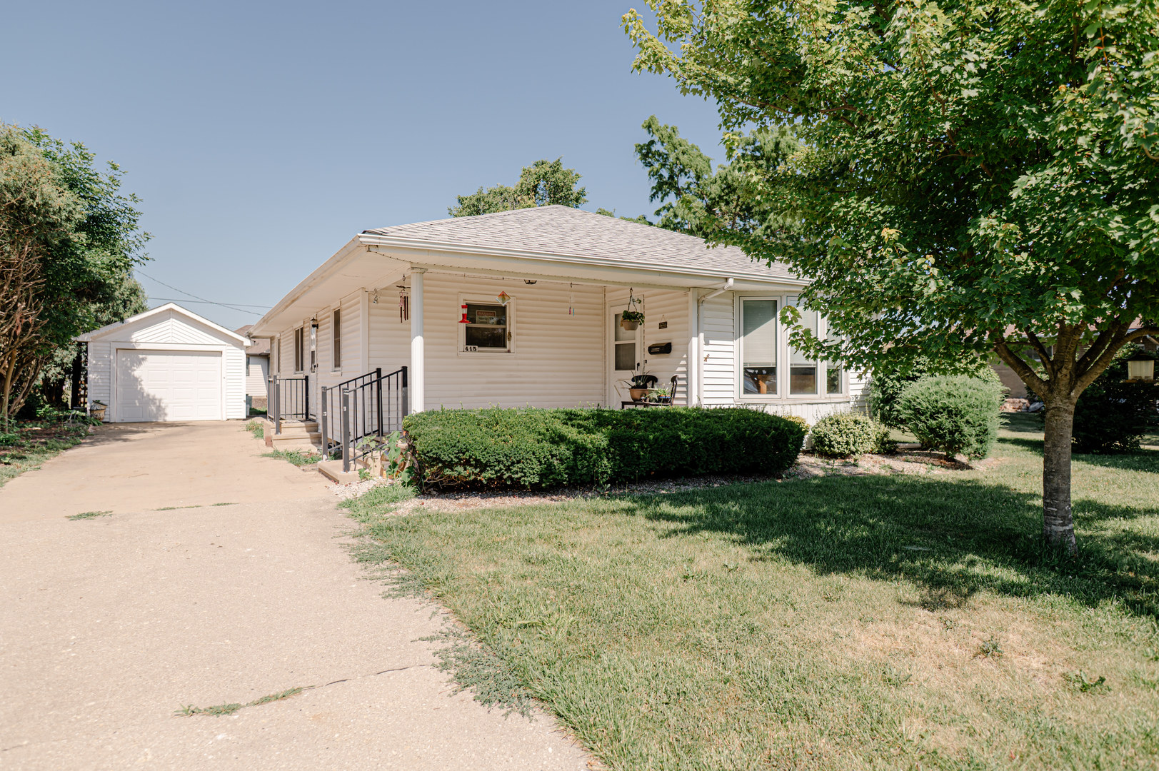 415 Swift Avenue, Oglesby, IL 61348