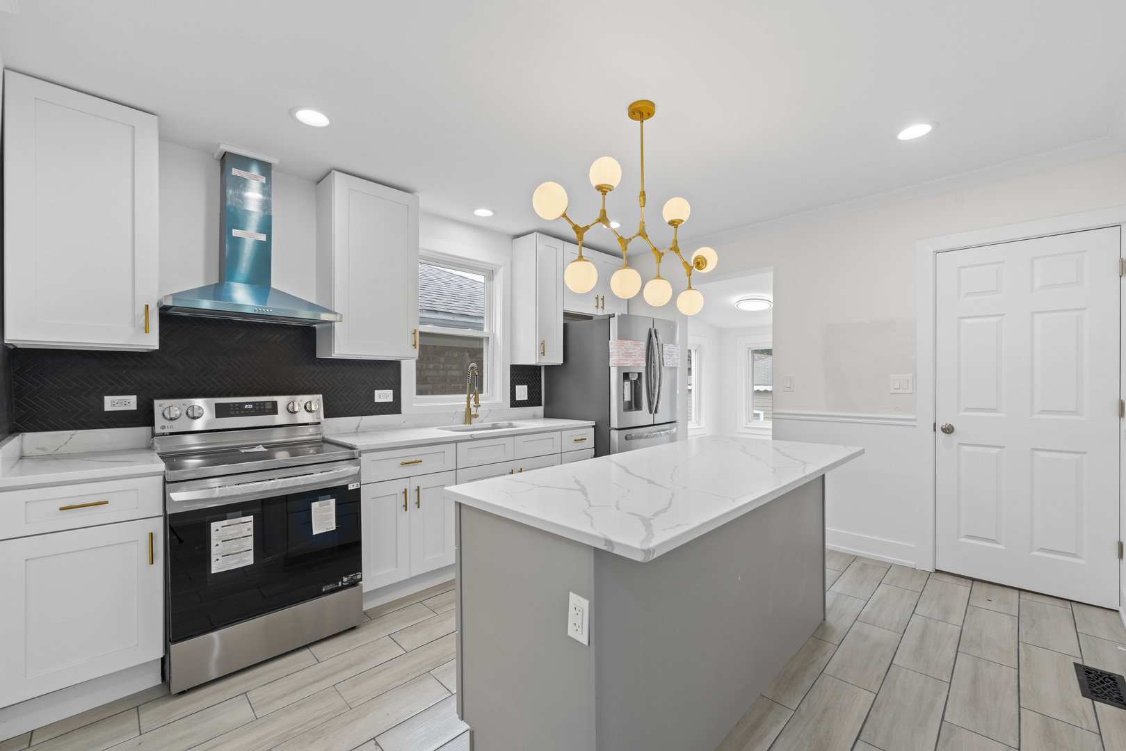 3002 Wesley Avenue, Berwyn, IL 60402