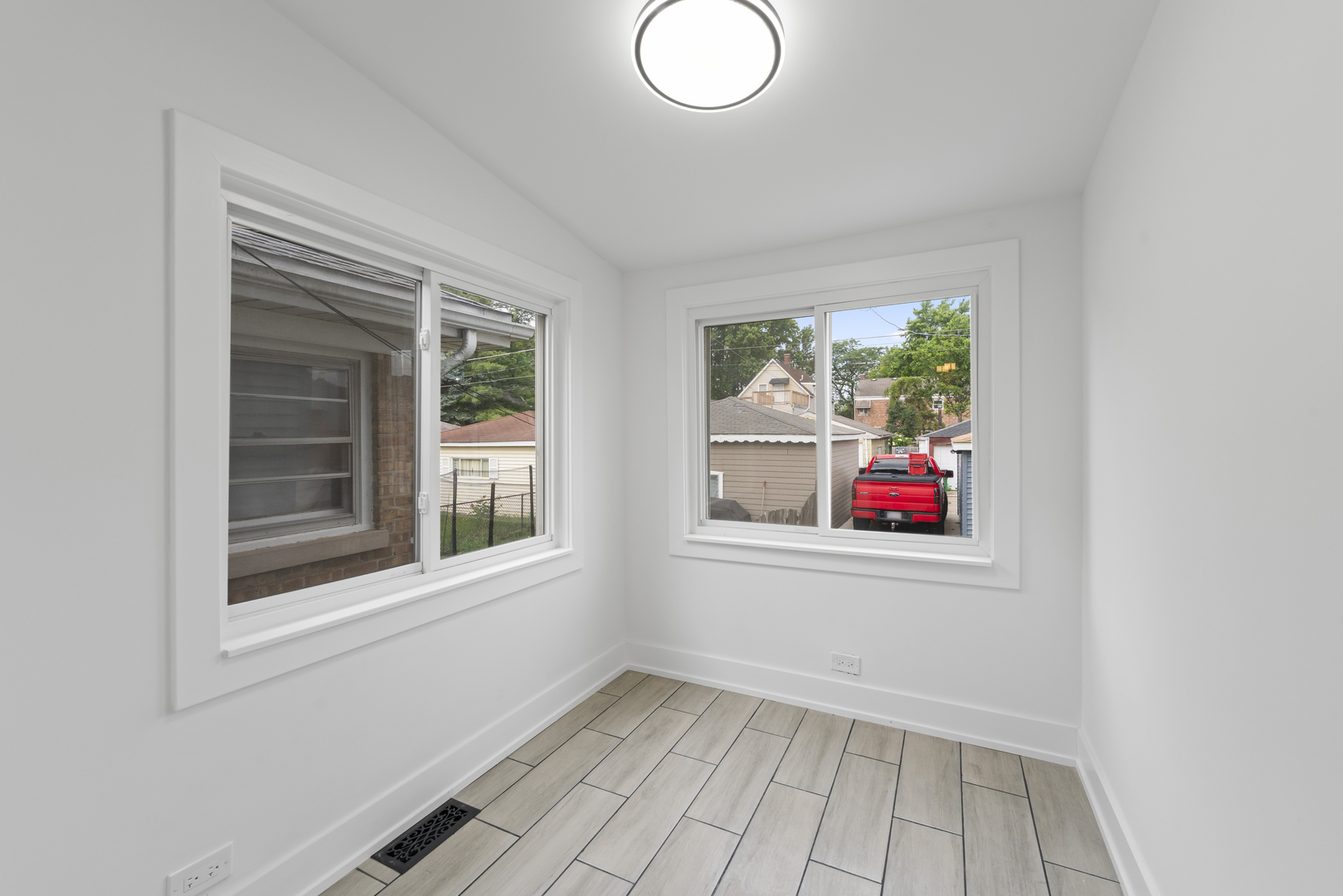 3002 Wesley Avenue, Berwyn, IL 60402