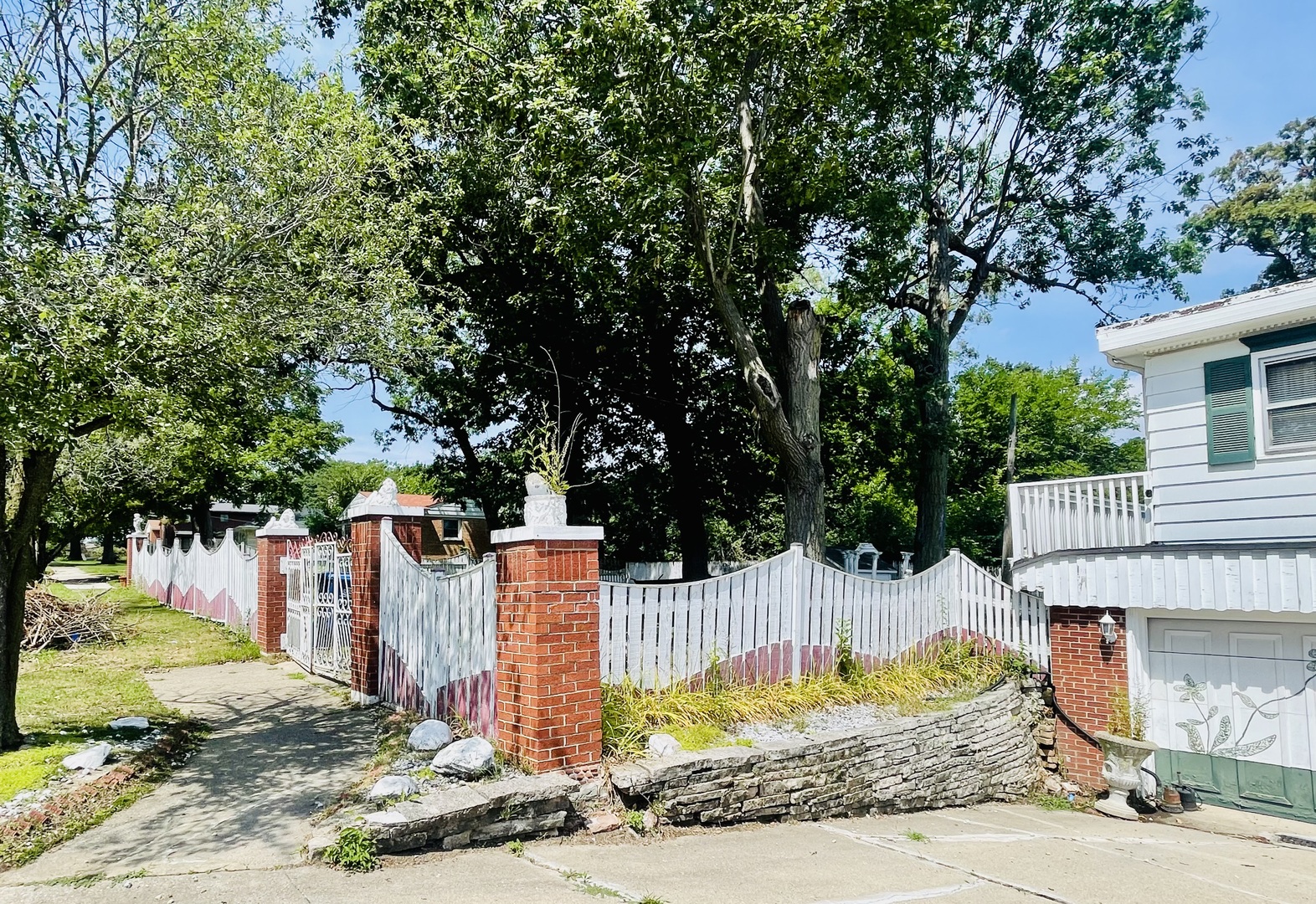2802 18TH Place, North Chicago, IL 60064
