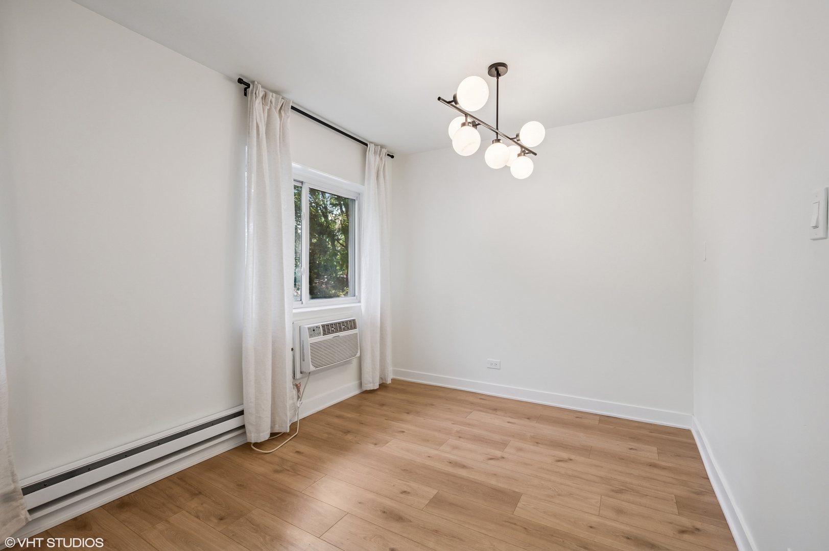 433 S Lombard Avenue #34, Oak Park, IL 60302