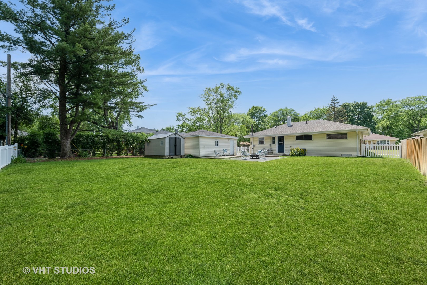31 Johnathan Road, Lake Zurich, IL 60047