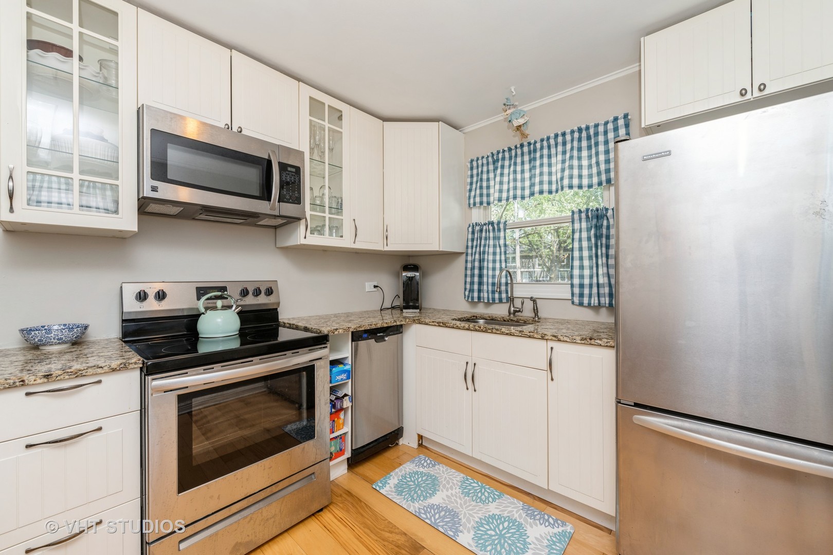 31 Johnathan Road, Lake Zurich, IL 60047