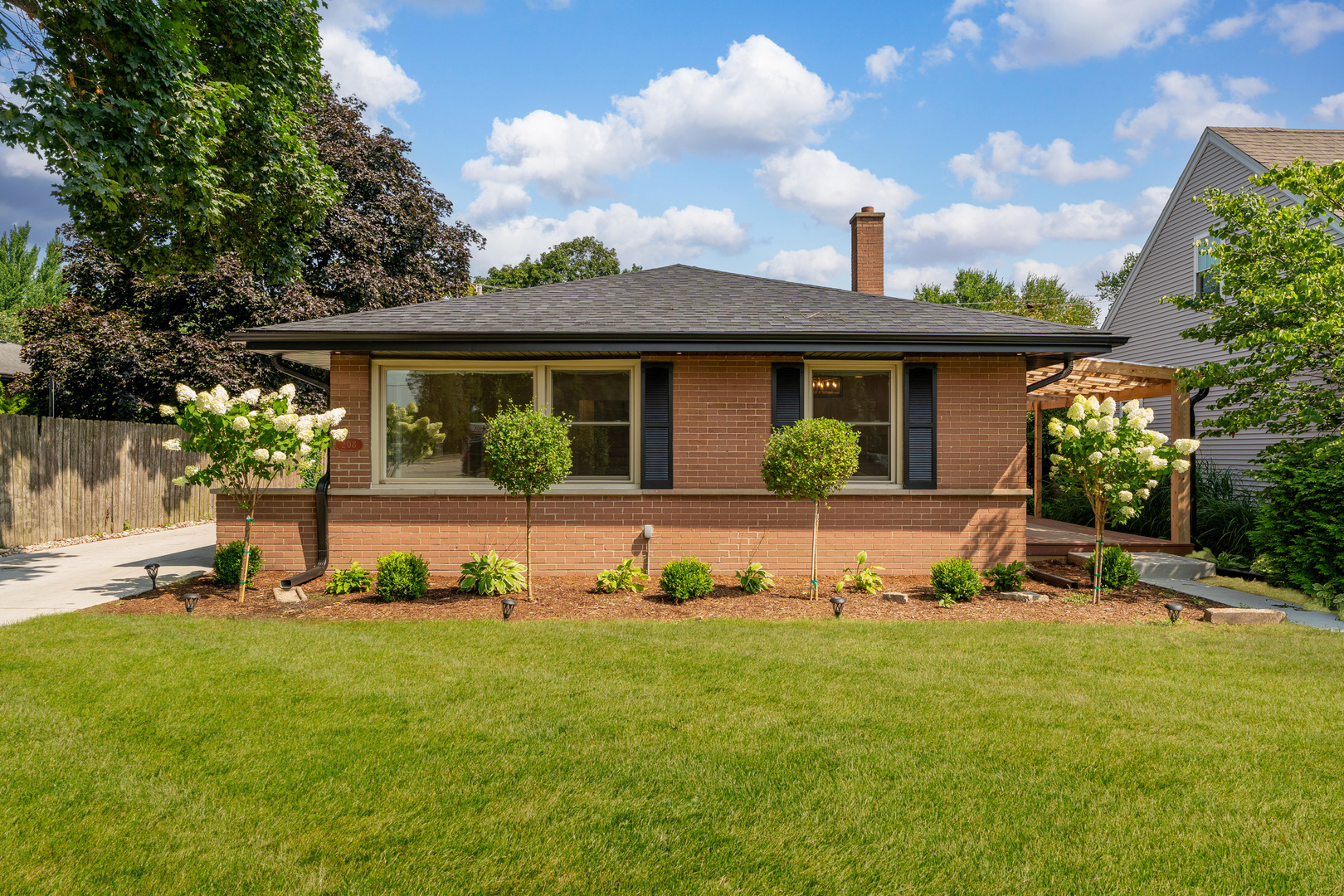 208 47th Street, Western Springs, IL 60558