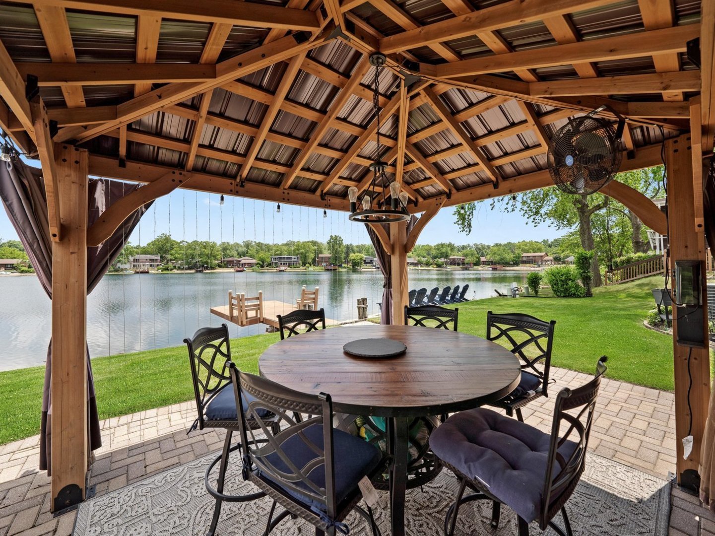17229 University Avenue, South Holland, IL 60473