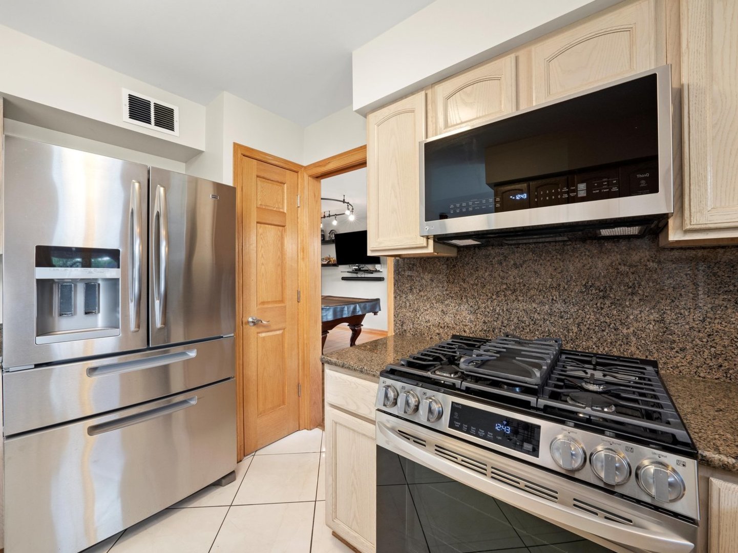 17229 University Avenue, South Holland, IL 60473