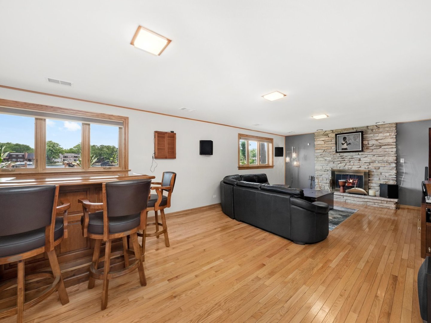17229 University Avenue, South Holland, IL 60473