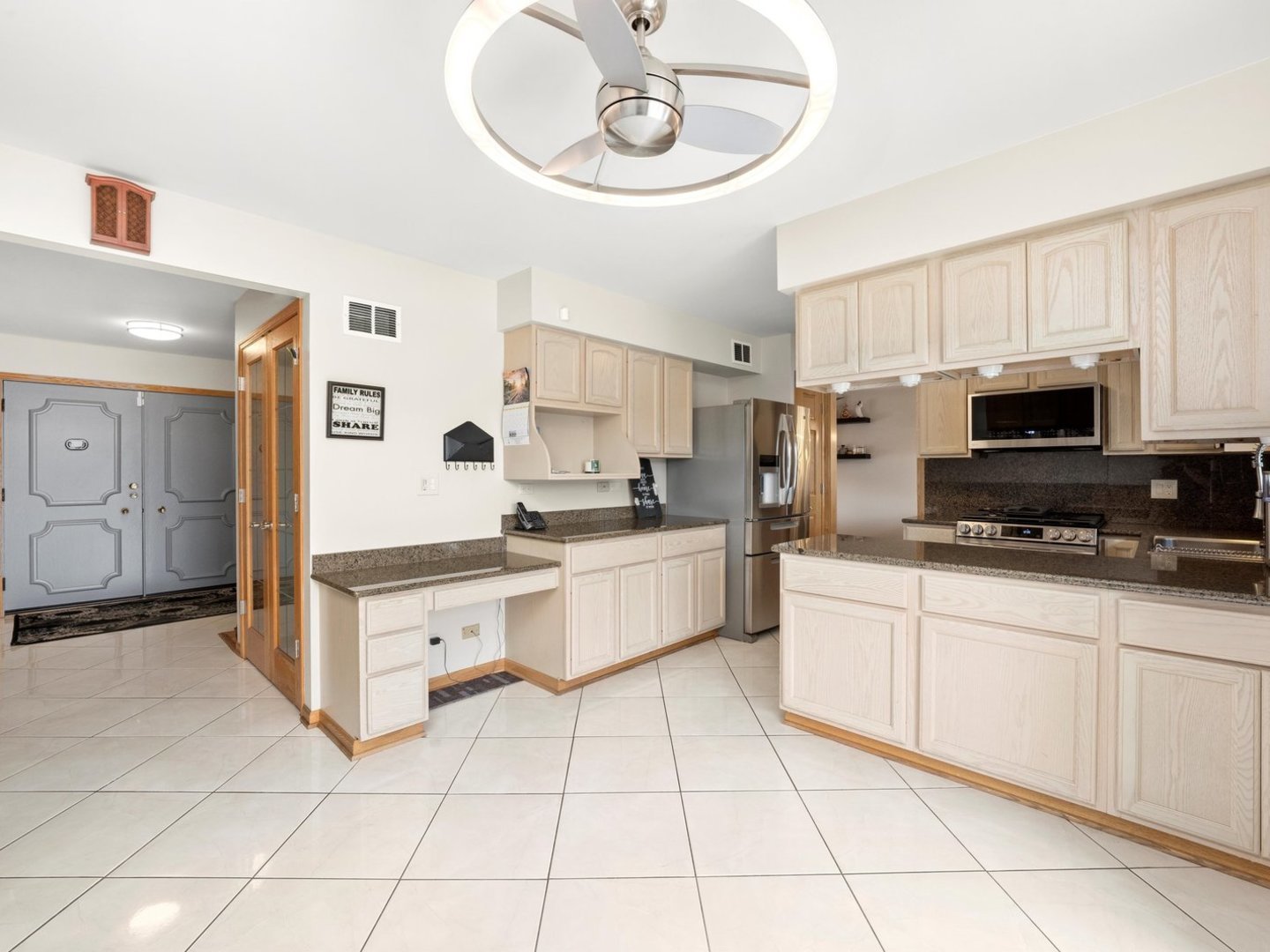 17229 University Avenue, South Holland, IL 60473