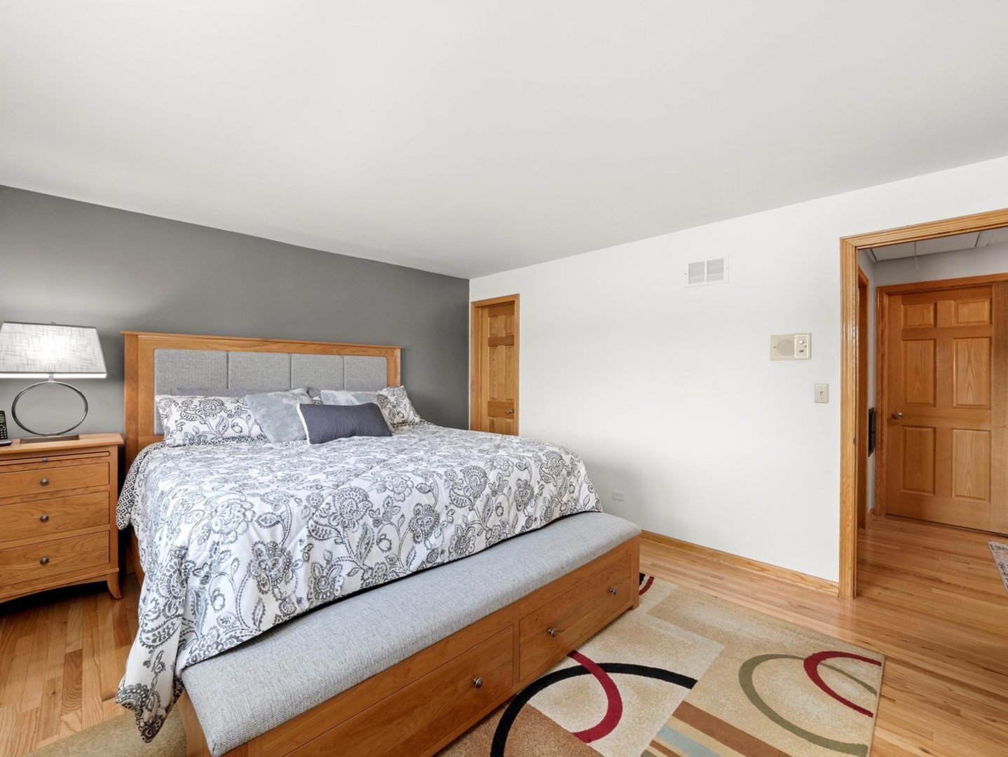 17229 University Avenue, South Holland, IL 60473