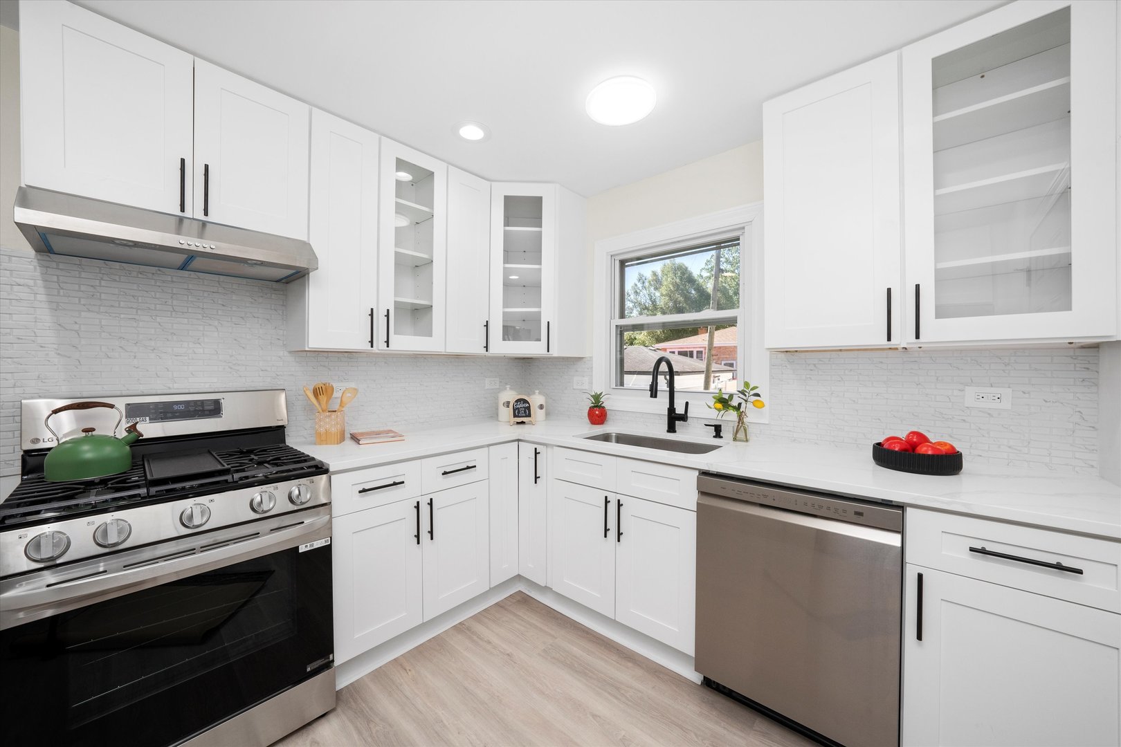10846 S Sacramento Avenue, Chicago, IL 60655