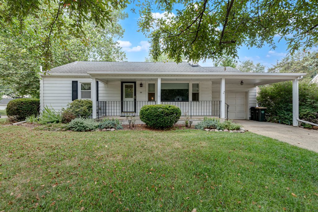 99 Park Street, Oswego, IL 60543