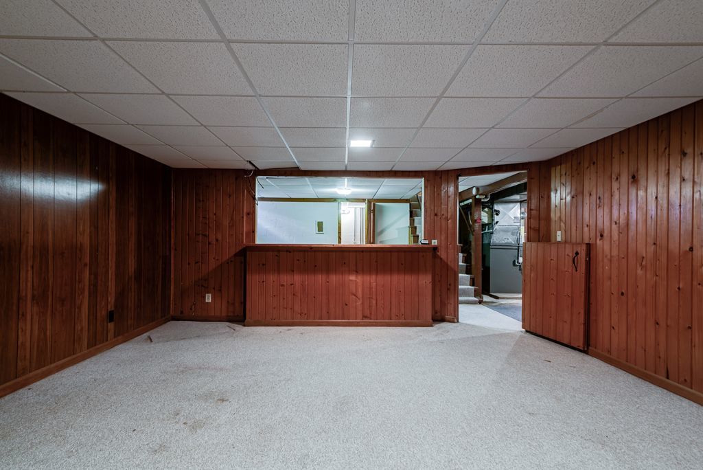99 Park Street, Oswego, IL 60543