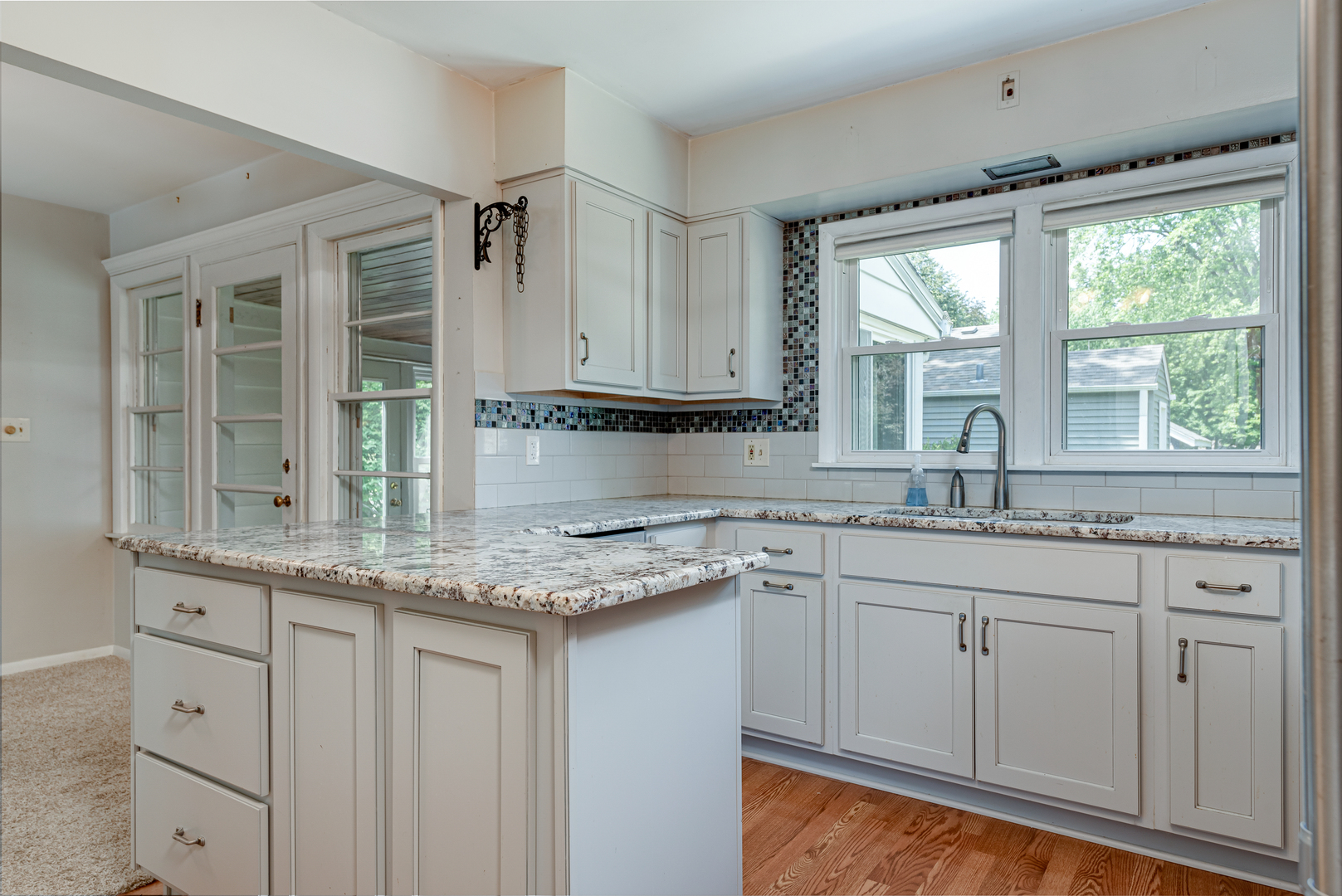 99 Park Street, Oswego, IL 60543