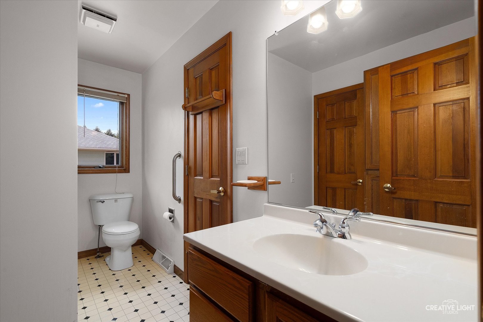 1225 Whitetail Lane, Sandwich, IL 60548
