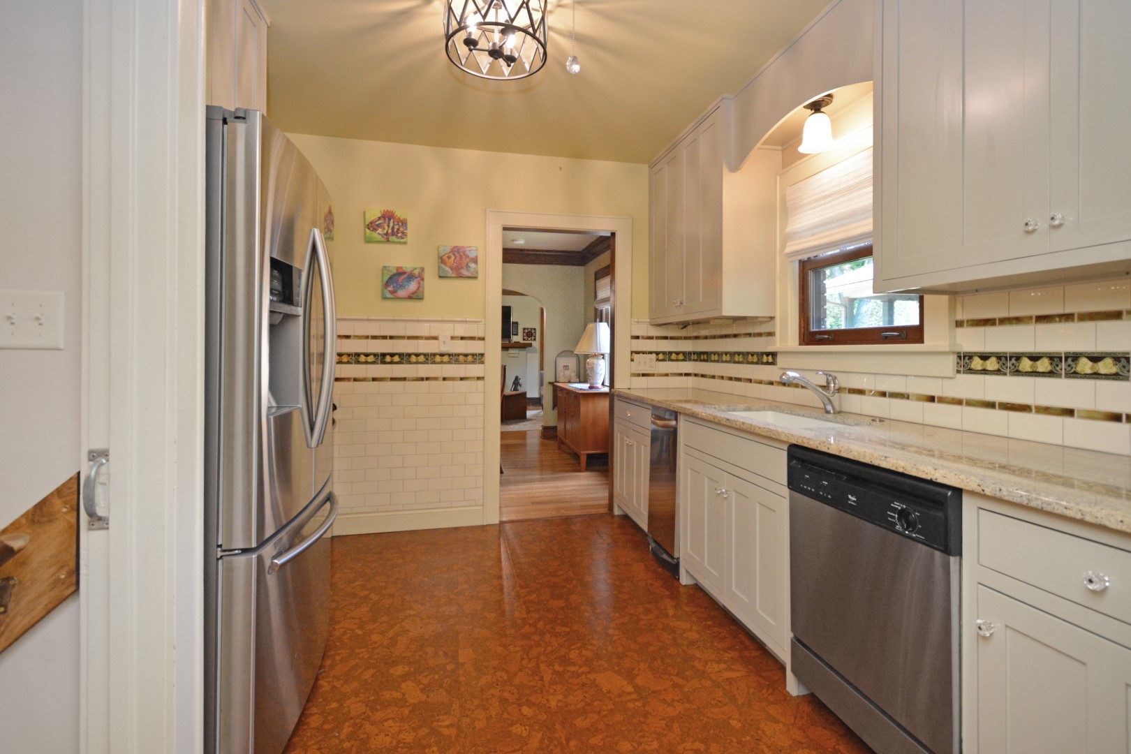 9 Harwood Place, Bloomington, IL 61701