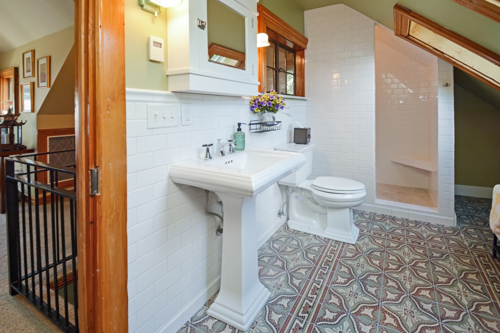 9 Harwood Place, Bloomington, IL 61701