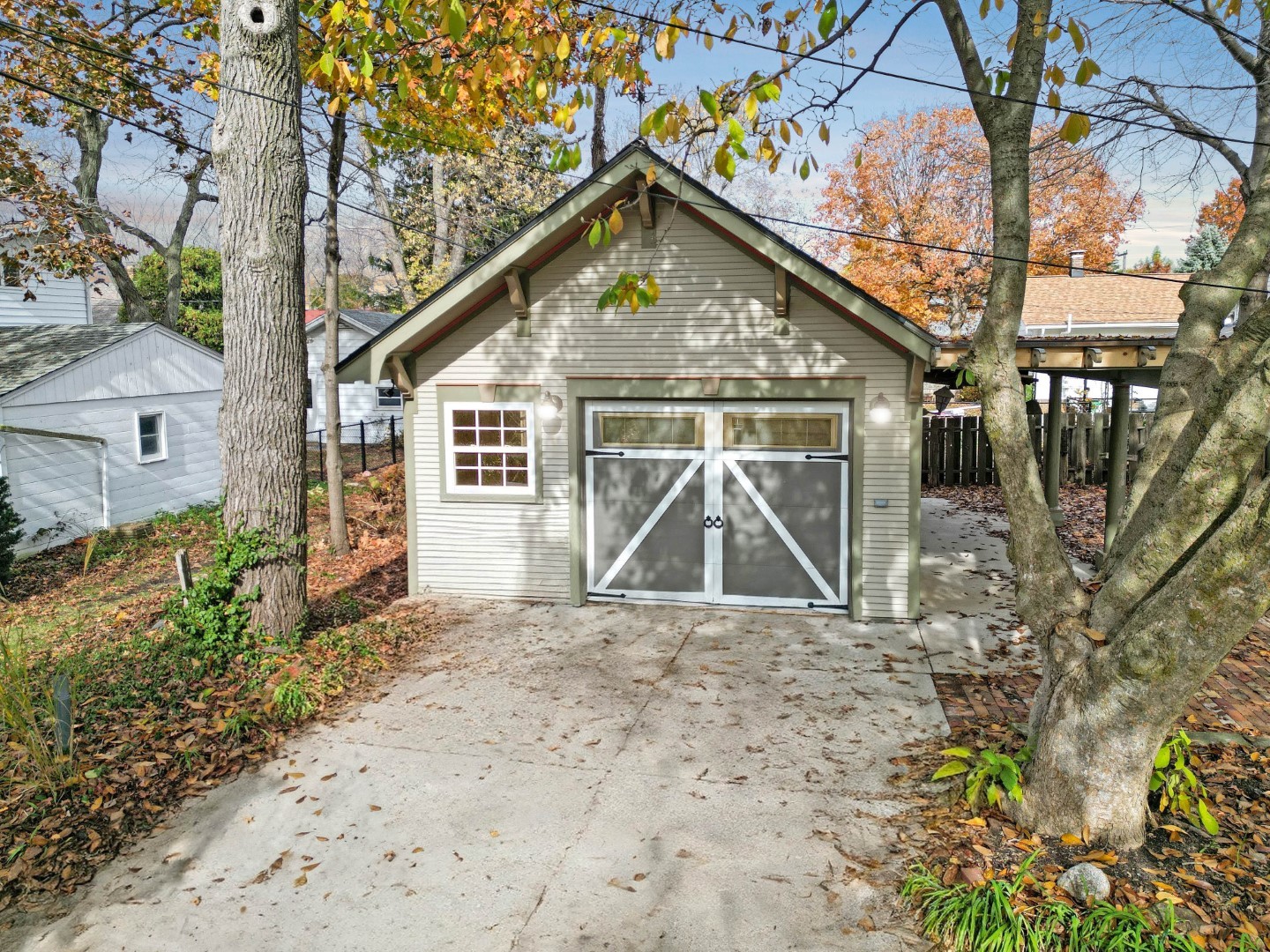 9 Harwood Place, Bloomington, IL 61701