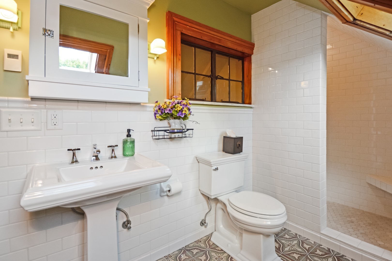 9 Harwood Place, Bloomington, IL 61701