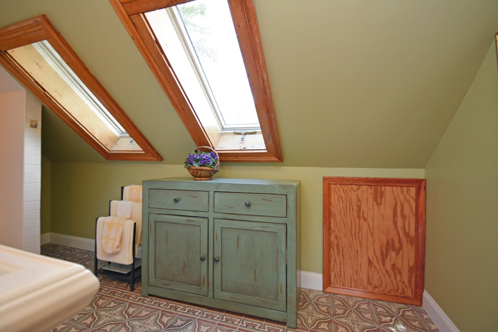 9 Harwood Place, Bloomington, IL 61701