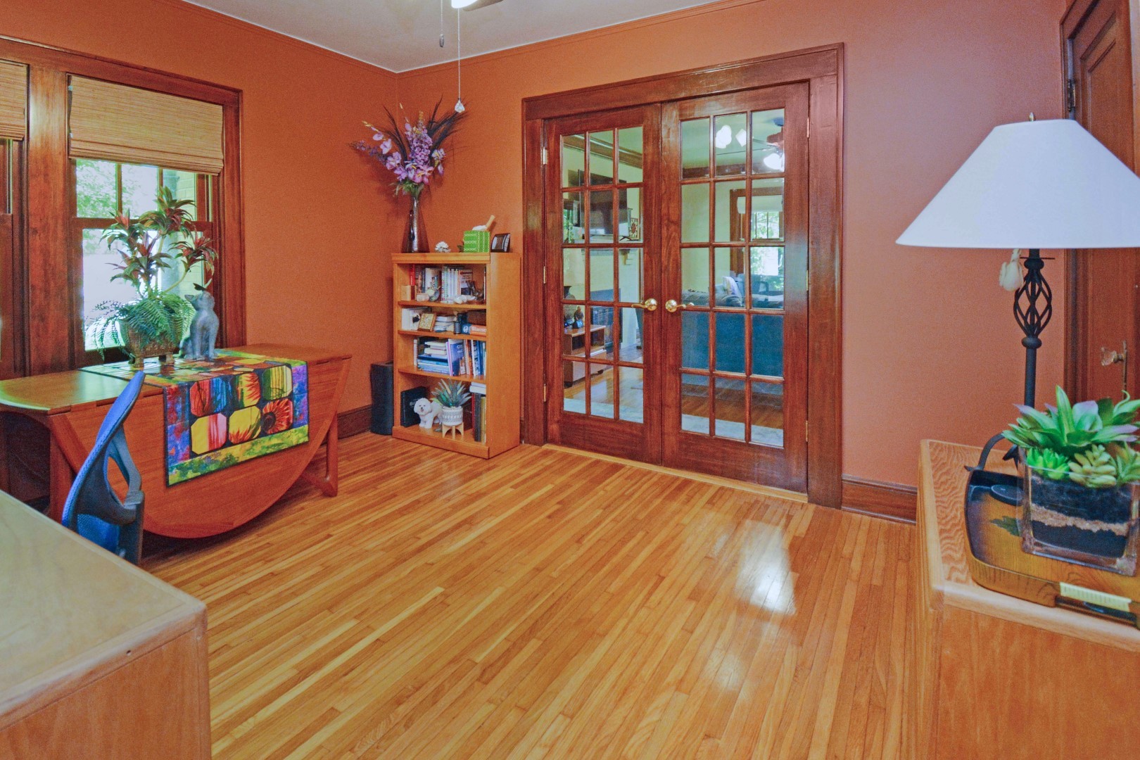 9 Harwood Place, Bloomington, IL 61701