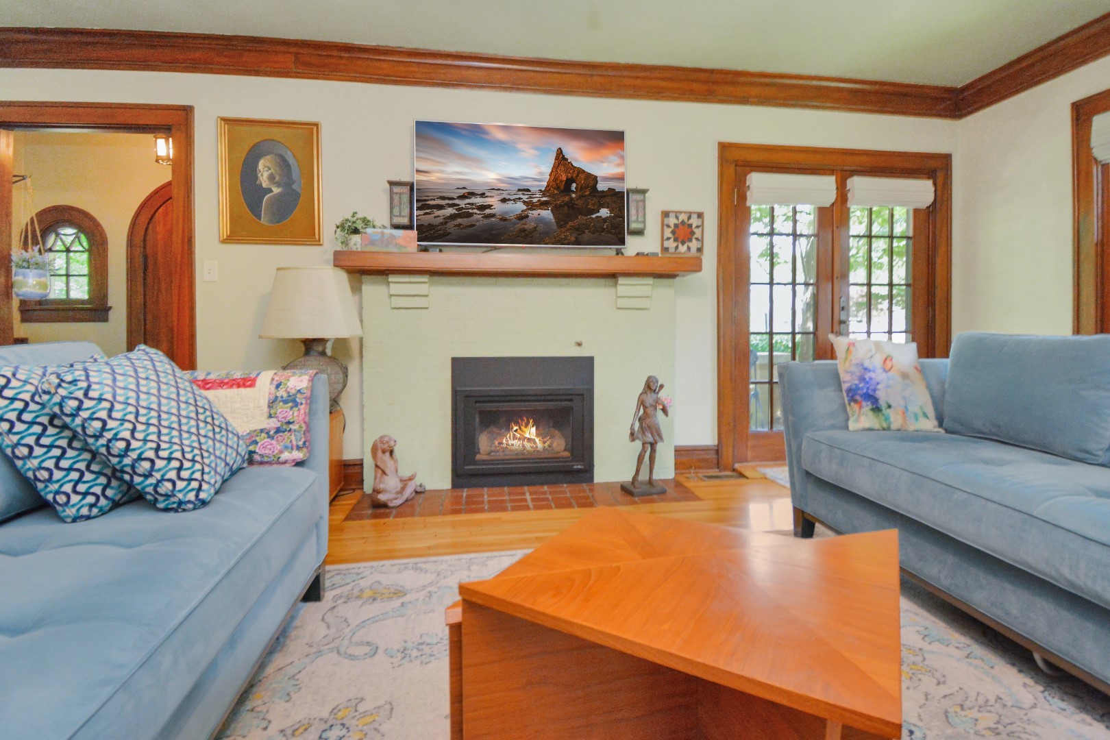 9 Harwood Place, Bloomington, IL 61701