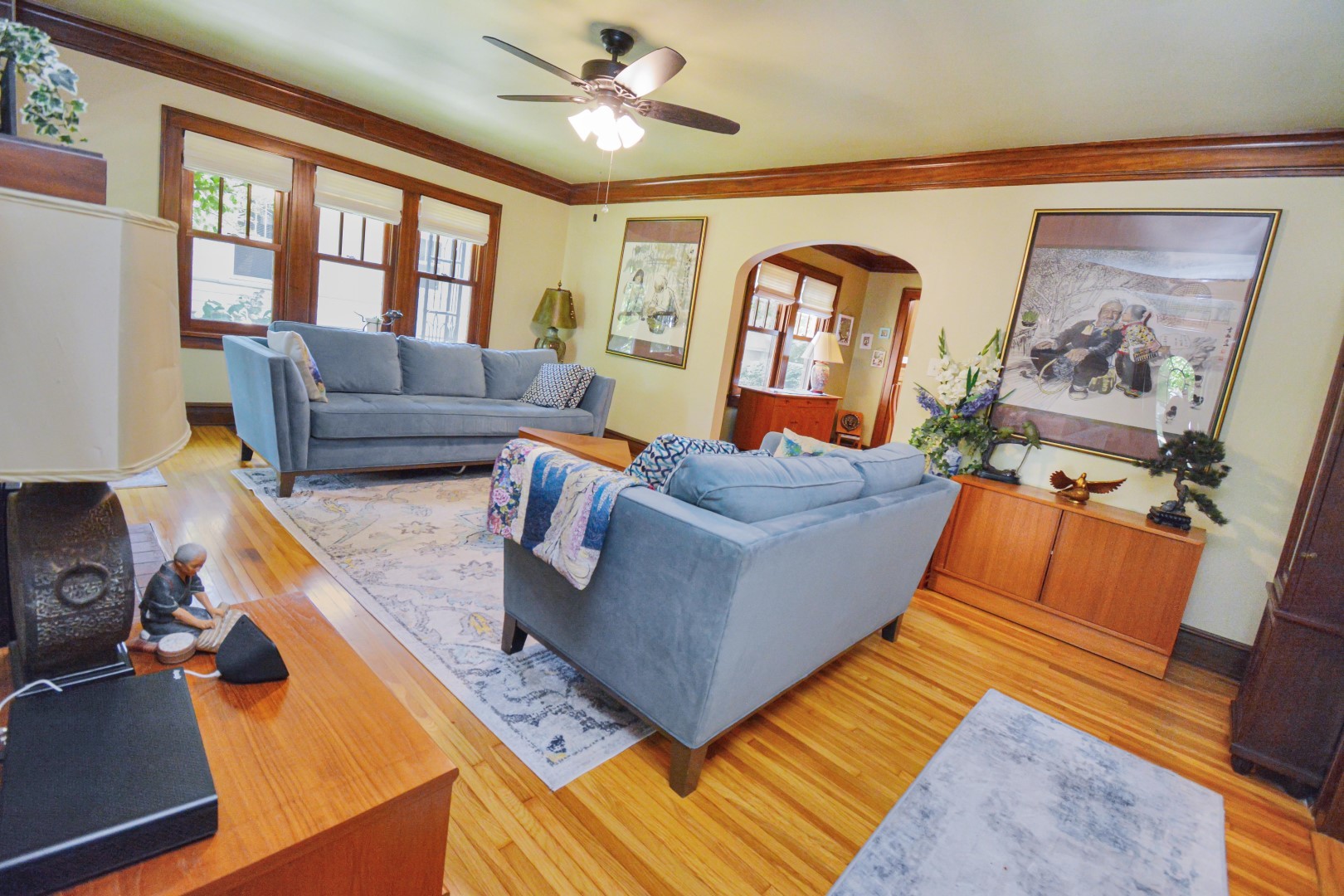 9 Harwood Place, Bloomington, IL 61701