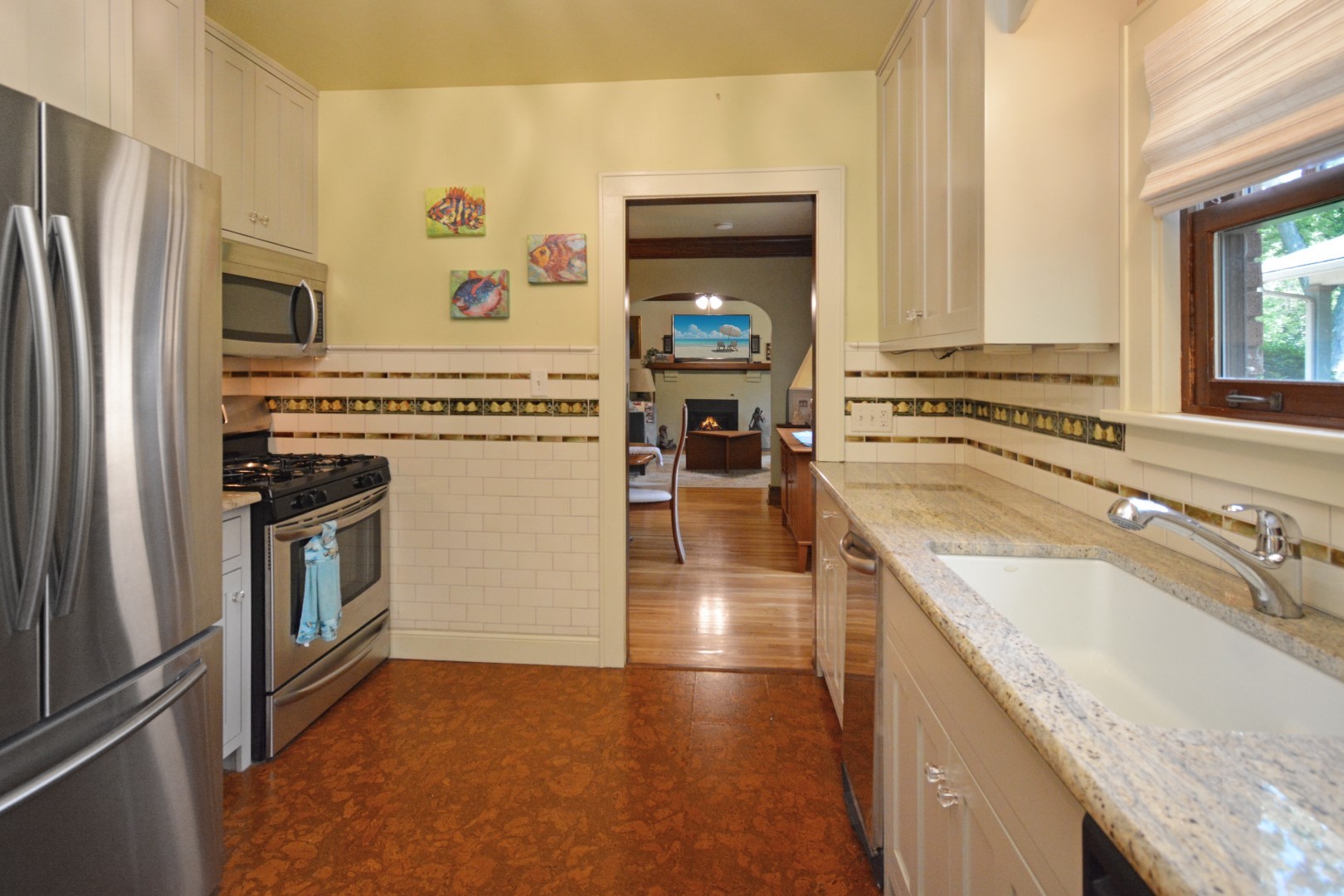 9 Harwood Place, Bloomington, IL 61701